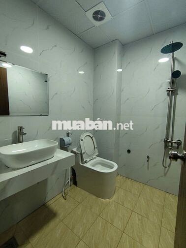 NHÀ PHỐ XỐM ĐH ĐẠI NAM QL21B SD32M2 XÂY 5 TẦNG 2 THOÁNG GIÁ 4.7 TỶCTL
