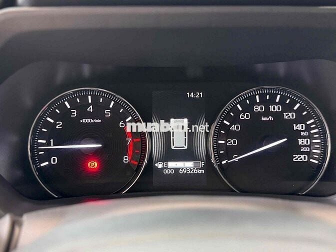 Toyota Avanza Premio 2023 MT - 69319 km