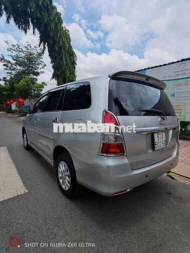 TOYOTA INNOVA 2.0G,Số tự động,2013,82000km,RẤT ĐẸP
