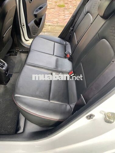Huyndai i10 x 2022 số tự động máy 1.2