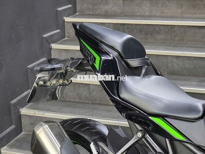 ZX25R  MODEL 2023 MÀU XÁM TITAN
