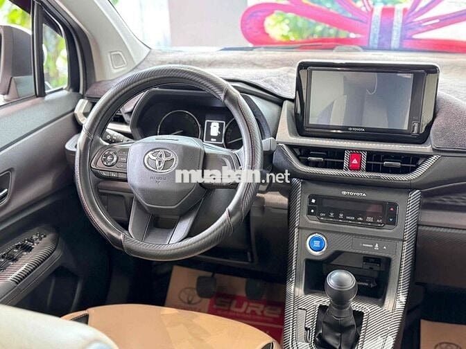 Toyota Avanza Premio 2023 MT - 69319 km