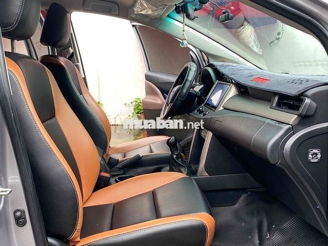 Toyota Innova 2024 E 2.0 MT - 24000 km
