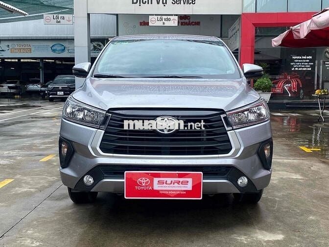 Toyota Innova 2024 E 2.0 MT - 24000 km