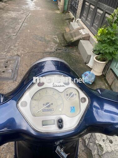 Vespa Lx Fi 2011 bstp nhà dư xe nên bán