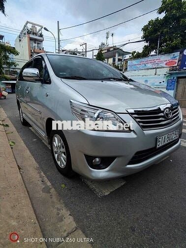TOYOTA INNOVA 2.0G,Số tự động,2013,82000km,RẤT ĐẸP