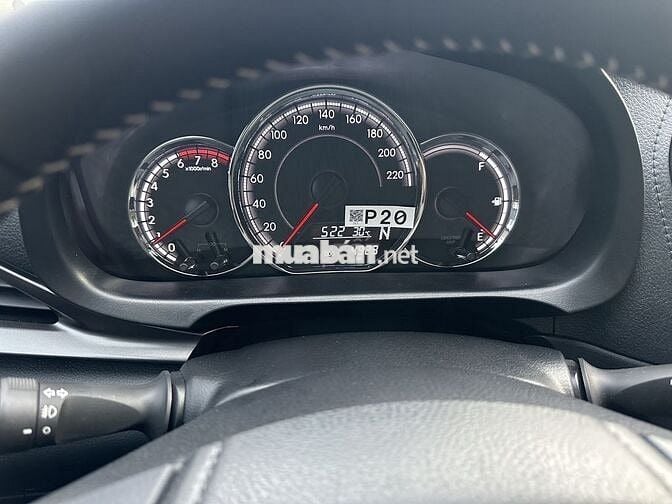 Toyota Vios 2025 E CVT - 4900 km