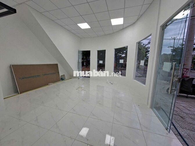 💥🏡CHO THUÊ MẶT BẰNG LÔ GÓC 2 MẶT TIỀN MAI CHÍ THỌ, HÒA XUÂN