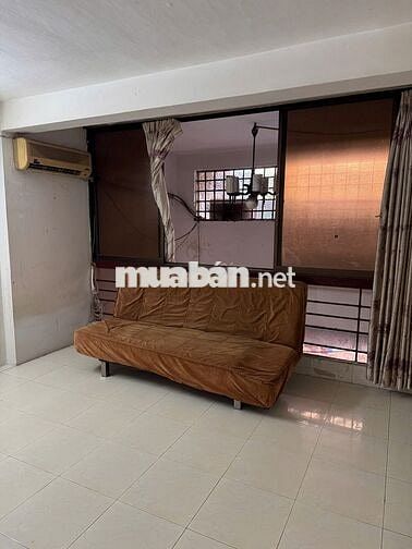 Nhà còn phòng trống 15m2 cho thuê tại Q11