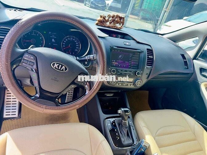 Kia Cerato 2018 1.6 AT Luxury - 47 km