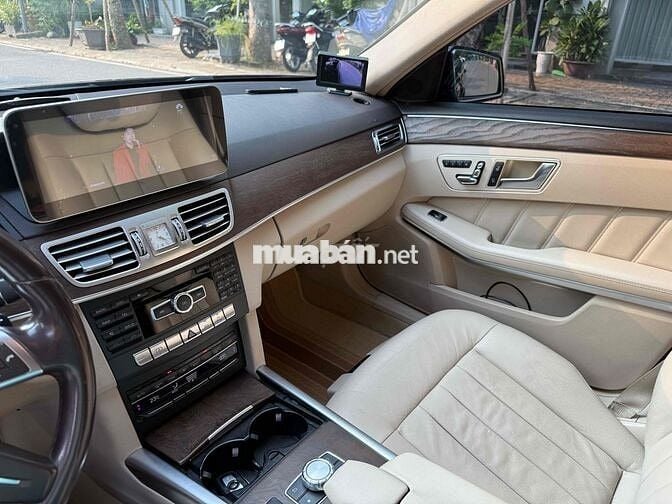 Mercedes Benz E Class 2014 E200 - 14000 km