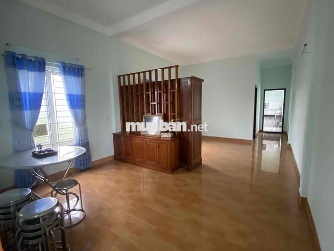 Bán nhà 2T Bùi Thị Xuân mát mẻ cạnh Sông Hương không lụt