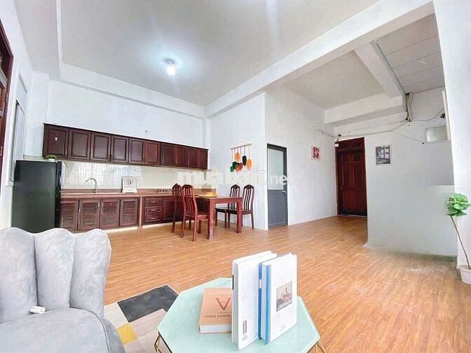 Căn hộ 3 phòng ngủ 1 phòng khách ở mặt tiền Thành Thái