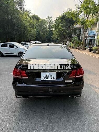 Mercedes Benz E Class 2014 E200 - 14000 km