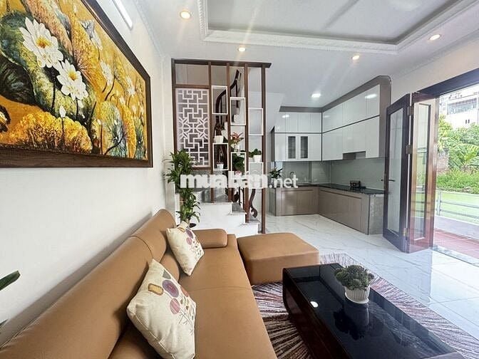 NHÀ ĐẸP PHÚC LỢI - OTO TRÁNH 5M - NGÕ THÔNG - VIEW HỒ