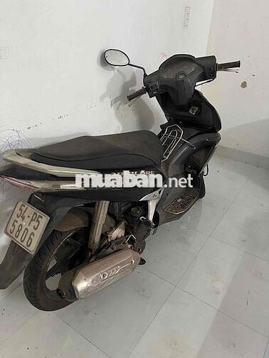 để 4 năm trong góc nhà