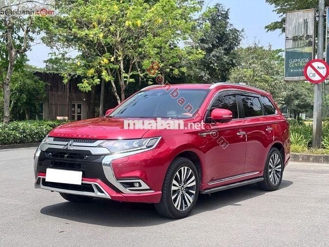 Outlander 2.0Premium 2022