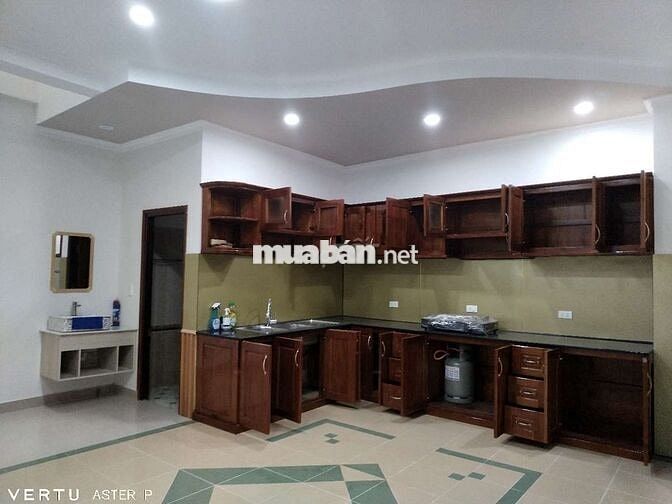 Nhà MT phố 3 lầu, tdt 350m2, 4pn, 6vs, đường Lê Hồng Phong p1 tpBL