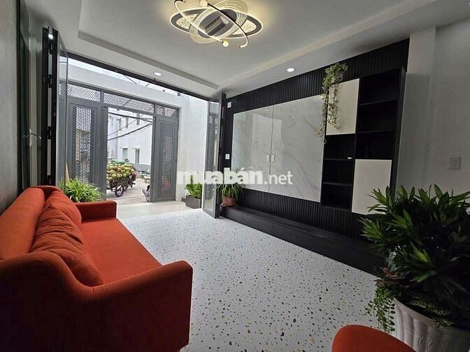 Kẹt tiền bán gấp nhà thuộc đường âu dương lân p3 q8 hẻm xe hơi tới nhà