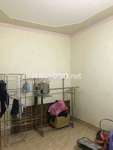 Nhà Tân Đông Hiệp 3p ngủ,đường 7m đậu ô tô ok,có nội thất