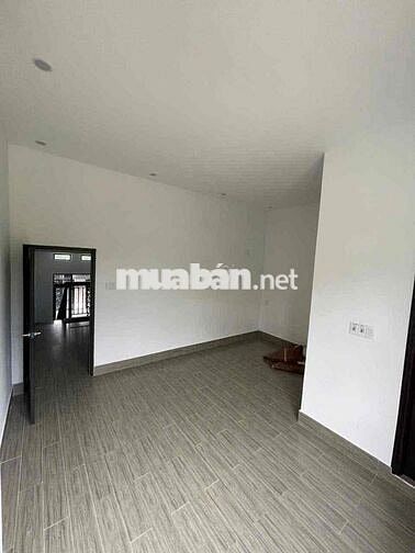 Mê lửng MT 5m5 kề Lê Kim Lăng 2pn2wc nội thất cơ bản