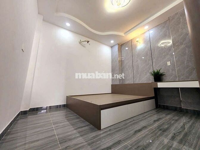Kẹt tiền bán gấp nhà thuộc đường âu dương lân p3 q8 hẻm xe hơi tới nhà