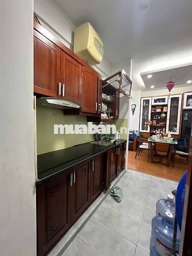 Chung cư No17 Sài Đồng, 4,5 tỷ, 78m2, gần hồ điều hòa, pháp lý chuẩn
