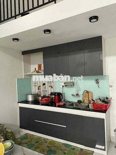 Mê lửng MT 5m5 kề Lê Kim Lăng 2pn2wc nội thất cơ bản