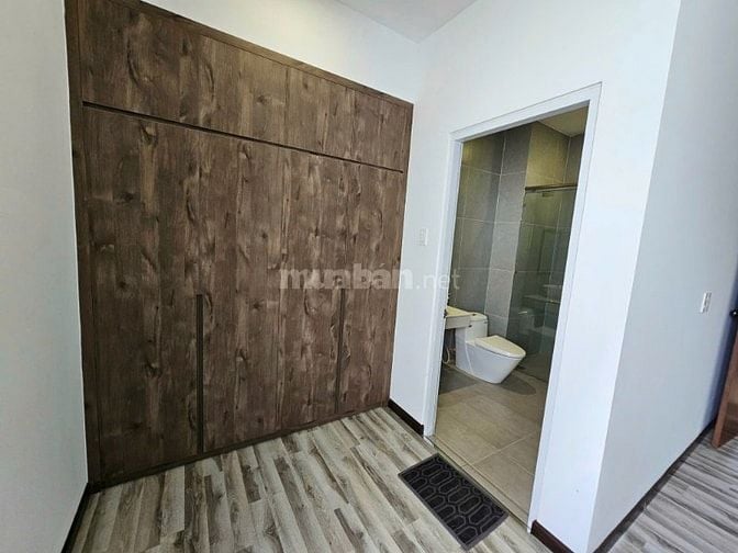 NHÀ 1 TRỆT 3 LẦU MẶT TIỀN KDC NAM LONG FULL NỘI THẤT