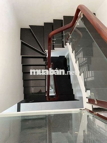 CHO THUÊ NHÀ ĐƯỜNG SỐ 6 HIỆP BÌNH PHƯỚC - DT 63M +3PN+3WC + NỘI THẤT