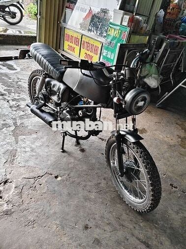 Xe win cafe racer tracker
