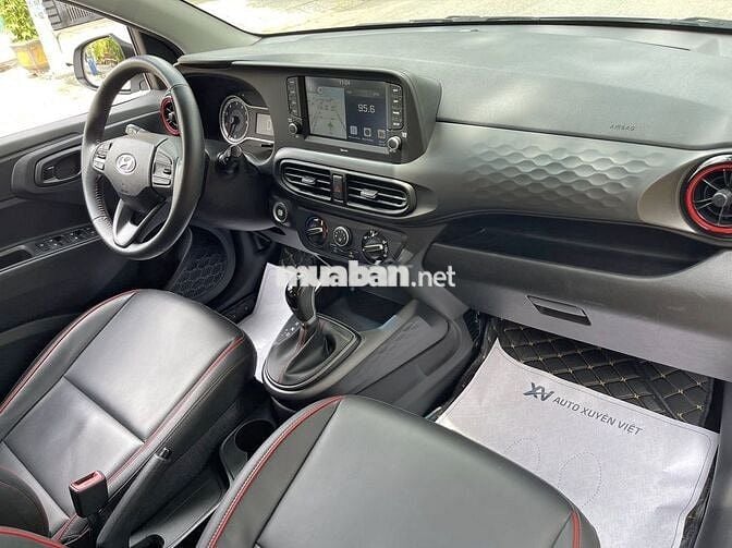 Hyundai i10 Hatchback 1.2AT 2022 Chạy Lướt Cực Đẹp