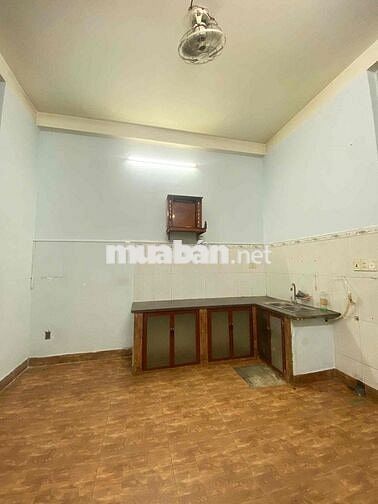 Cho thuê nhà mt kinh doanh 4x14m 1 lsu62 2pn 2wc 12tr