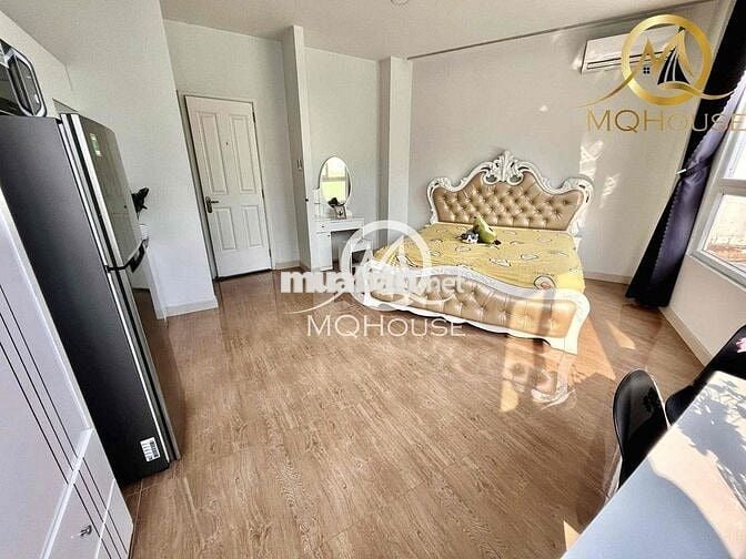 Chdv Studio Cửa Sổ Ánh Sáng Ngập Phòng Thang Máy Cho Các Nàng Thơ