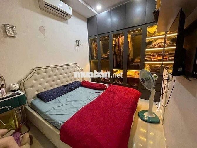 Nhà 1 Trệt 1 Lầu 3PN 4x14m Hẻm Đường Số 37 Phường Tân Quy