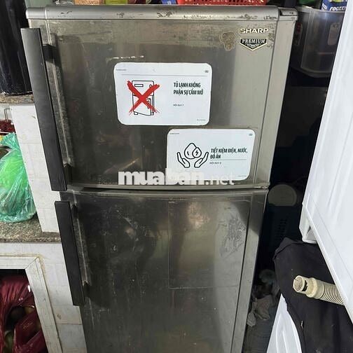 Phòng trọ có máy lạnh, tủ lạnh , máy giặt, cửa số thoáng mát