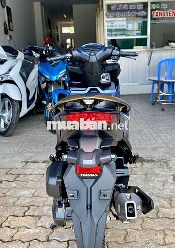 VARIO 125i 2023 Siêu Mới Lướt 4900Km hồ sơ cầm tay