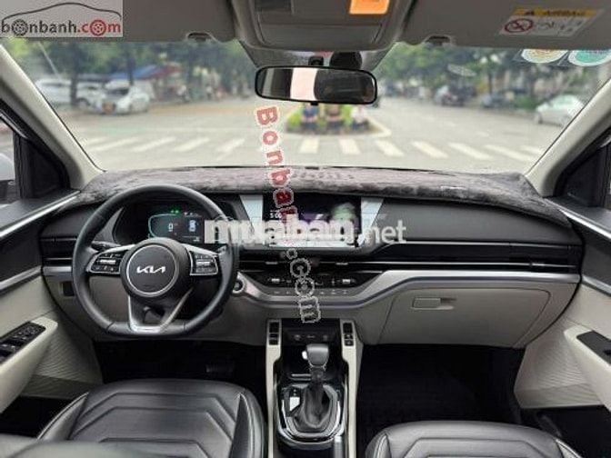Carens Luxury 2024