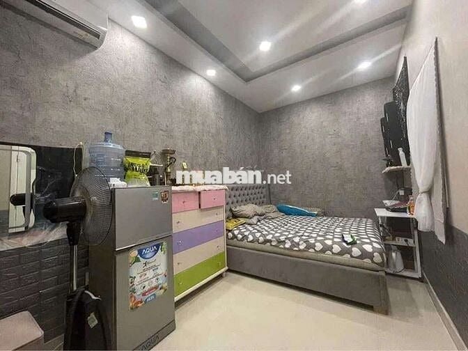 Nhà 1 Trệt 1 Lầu 3PN 4x14m Hẻm Đường Số 37 Phường Tân Quy