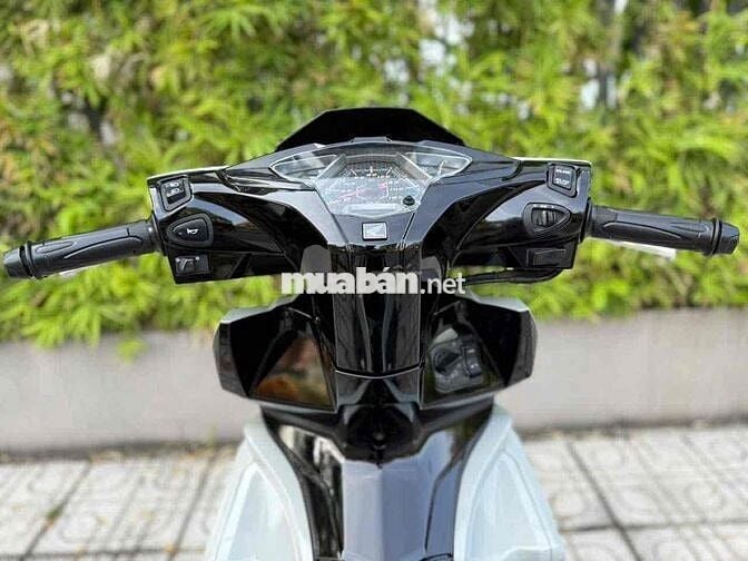 air blade 2018 smakey xám ximang(hỗ trợ góp)
