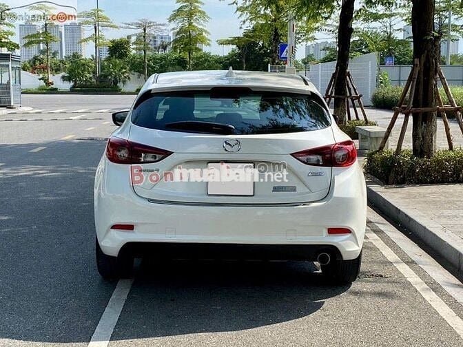 Mazda 3 sản xuất 2018 hatback