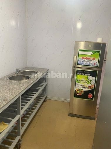 Thuê siêu rẻ căn hộ 103m2 3PN, 1 bếp, 1P khách, 2WC đường Nguyễn Quý Đ