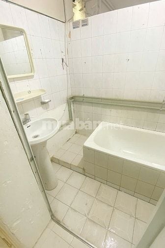 Thuê siêu rẻ căn hộ 103m2 3PN, 1 bếp, 1P khách, 2WC đường Nguyễn Quý Đ