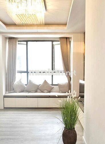 nhà đẹp như hình cần tìm chủ mới