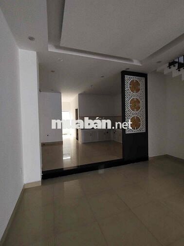 ✅ Cho thuê nhà 2 tầng mặt tiền Nguyễn Lý - Hoà Xuân - 10 Triệu