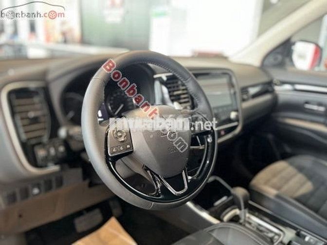 Mitsubishi Outlander 2.0 CVT 2024