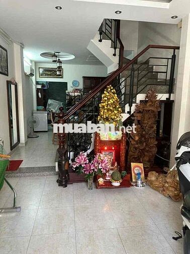 cho thuê nhà hẻm xe tăng đỗ cửa đường lê thúc hoạch