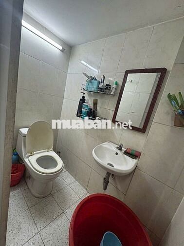 MTKD đường Cộng Hòa dtích đất 18m2 đúc thật 1 lầu, P13, Q.Tân Bình