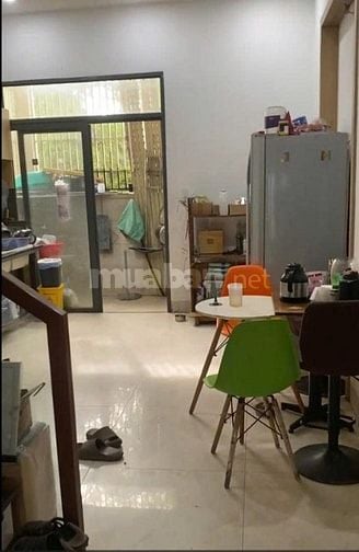 NHÀ 1 TRỆT 2 LẦU HẺM XE HƠI TẬN NƠI NGAY NGUYỄN DUY TRINH