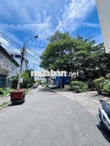 BÁN NHÀ QUẬN 8- ĐƯỜNG Ô TÔ 2 chiều - VIEW CÔNG VIÊN - DTSD 90m2